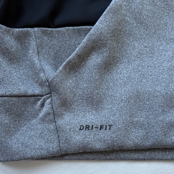 Nike Black and Gray Dri-fit hoodie Youth - Picture 3 of 6